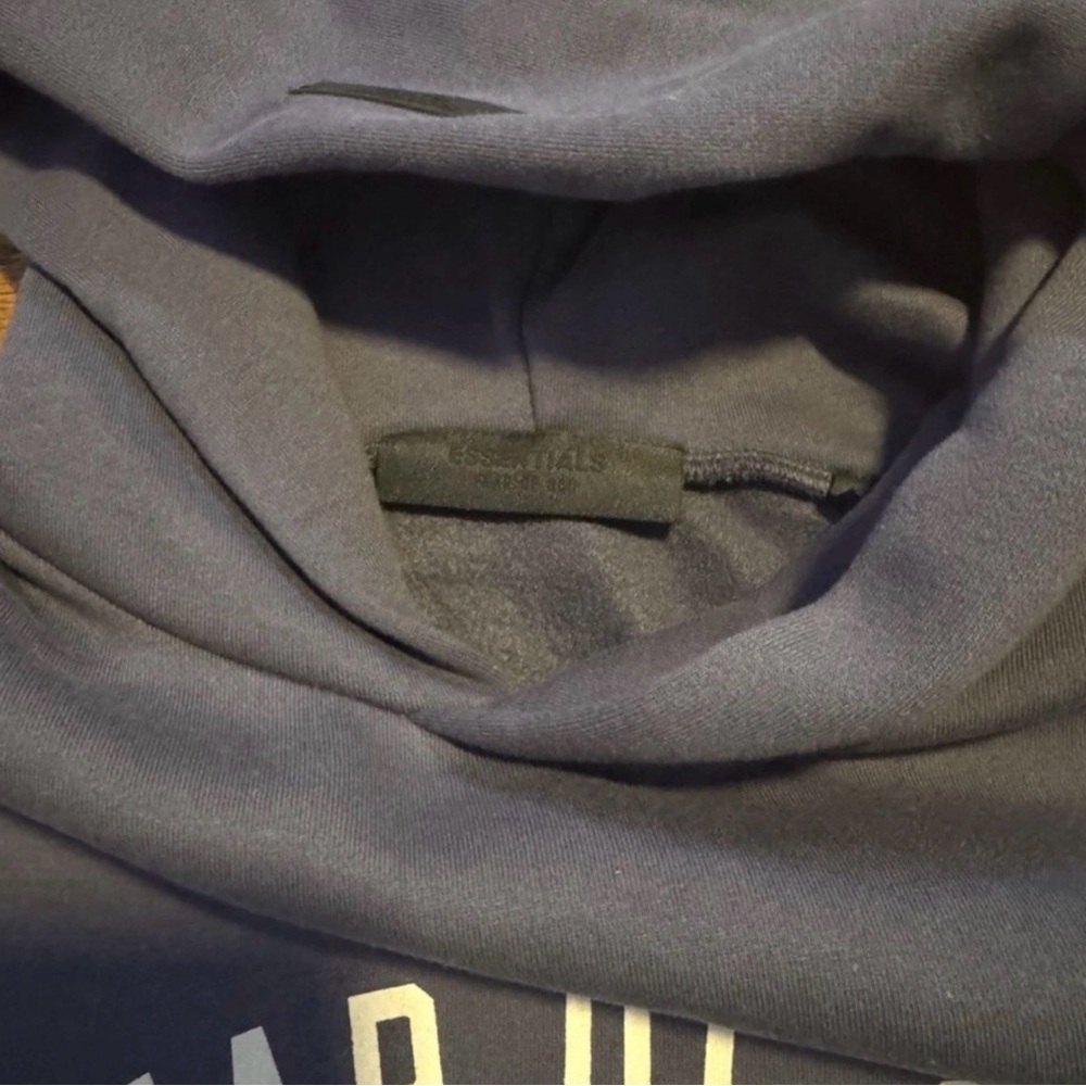Essentials Fear of God Marine Hoodie in XXL - Picture 5 of 6